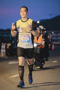 BIB: 6514
                            <button type="button" onclick="openModal(3396476)" class="btn btn-primary btn-sm float-right btn-popup" data-toggle="modal" data-target=".modal-high-quality">
                        <i class="fas fa-shopping-cart"></i> Add to Cart
                    </button>
                                            <button type="button" onclick="isThisMe(3396476, true)" class="btn btn-success btn-sm float-right btn-popup btn-isme hidden" data-toggle="tooltip" data-placement="bottom" title="นี่คือรูปของคุณใช่ไหม คลิกที่นี่เพื่อเอาเข้าอัลบั้ม">
                        <i class="fas fa-plus"></i> Add to album
                    </button>
                    <button type="button" onclick="isThisMe(3396476, false)" class="btn btn-warning btn-sm float-right btn-popup btn-isnotme hidden">
                        <i class="fas fa-ban"></i> Remove from album
                    </button>